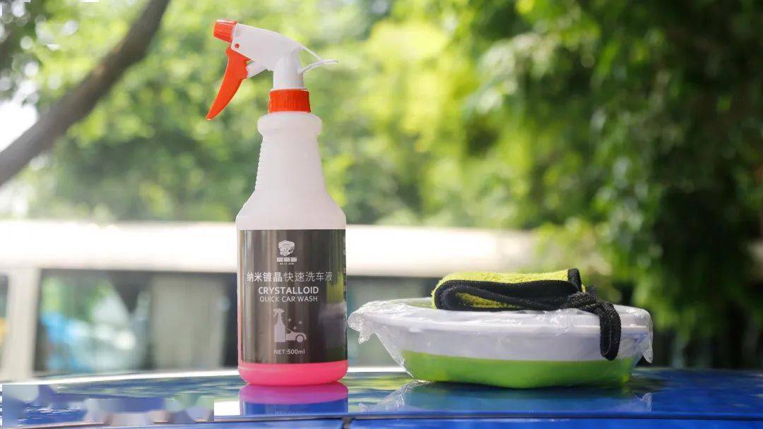 高压水枪洗车等于毁车？正确洗车指南，让车身光亮如新不伤漆