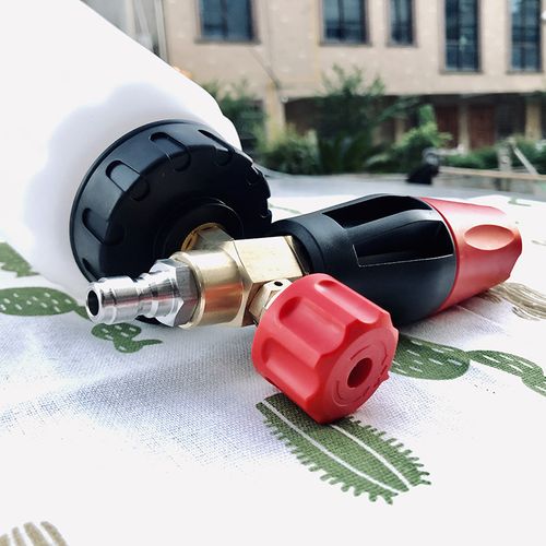 家用洗车喷壶选购指南 从PA泡沫喷壶到专业洗车机